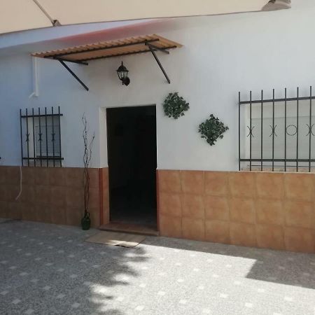 Casita A 800 Metros De Sevilla Camas Exterior photo