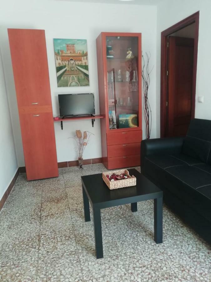 Casita A 800 Metros De Sevilla Camas Exterior photo