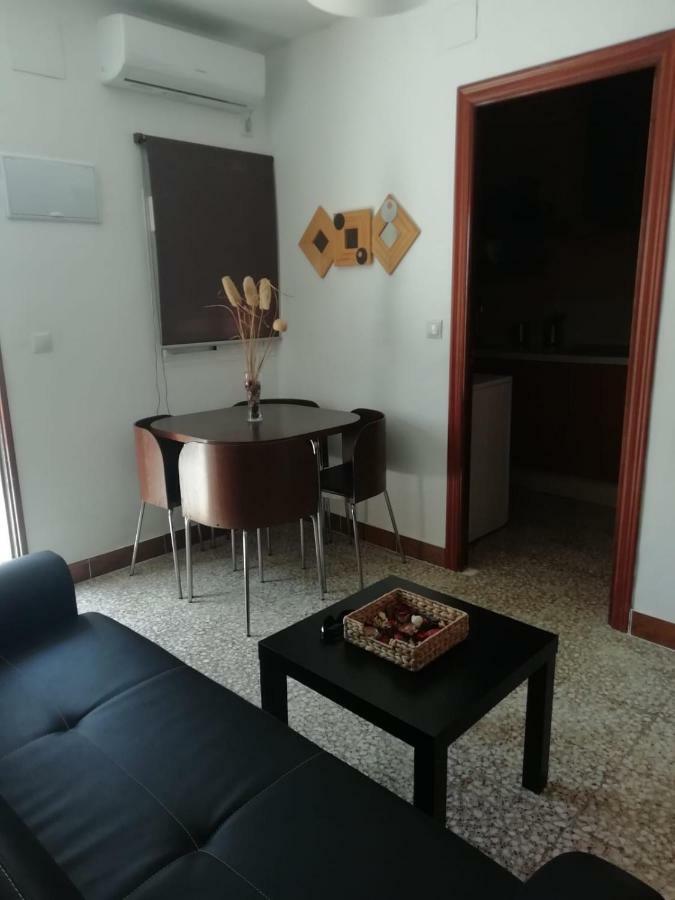Casita A 800 Metros De Sevilla Camas Exterior photo