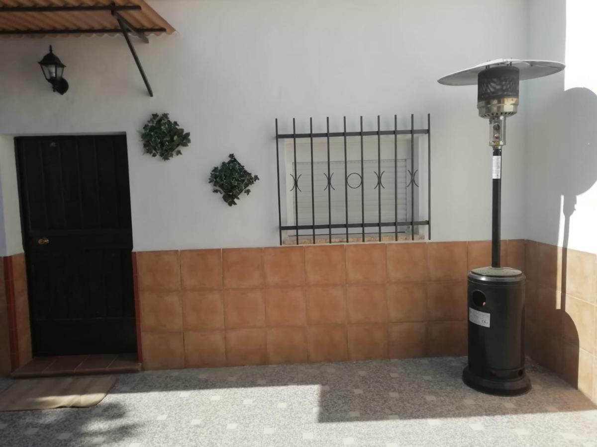Casita A 800 Metros De Sevilla Camas Exterior photo